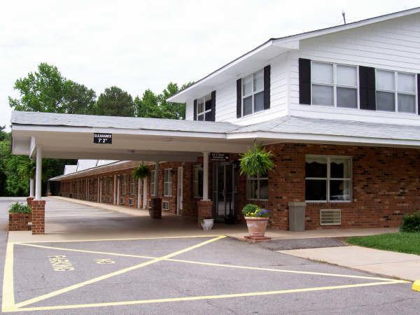 Durham Skyland Inn ภายนอก รูปภาพ